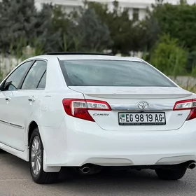 Toyota Camry 2013