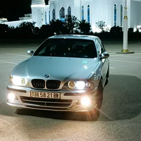 BMW M5 2003