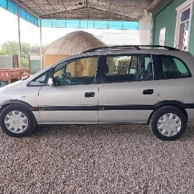 Opel Zafira 1999