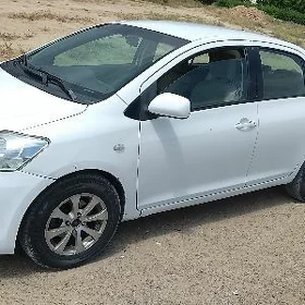 Toyota Yaris 2007