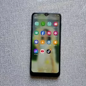 Galaxy A50  4/64