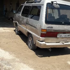 Toyota Town Ace 1989