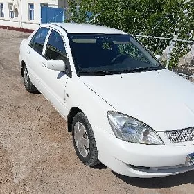Mitsubishi Lanser 2009
