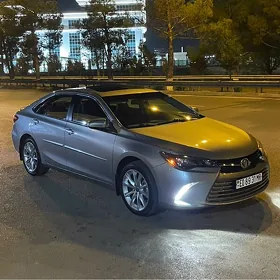 Toyota Camry 2017