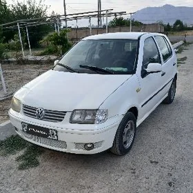 Volkswagen Polo 2001