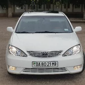 Toyota Camry 2005