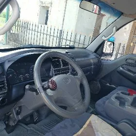 Kia Bongo 2011
