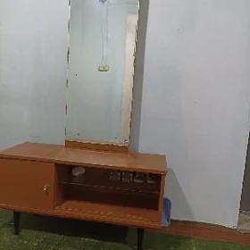 şkaf