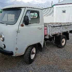 UAZ 2206 2000