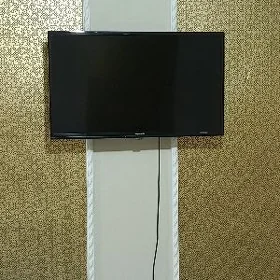 32 Telewozor