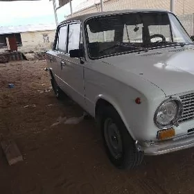 Lada 2104 1980