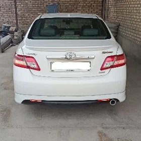 Toyota Camry 2011