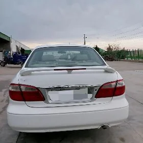 Infiniti I30 2001