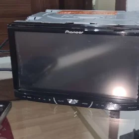 Pioneer 4450 BT