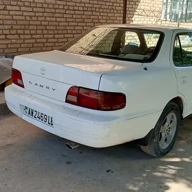 Toyota Camry 1996