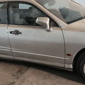 Mitsubishi Diamante 1995