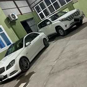 Mercedes-Benz C300 2008