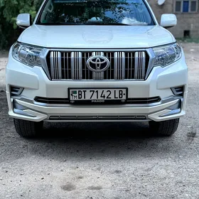 Toyota Land Cruiser Prado 2023