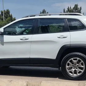 Jeep Cherokee 2021