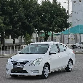 Nissan Sunny 2023