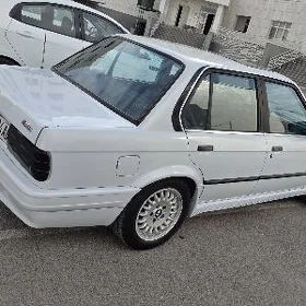 BMW 330 1991