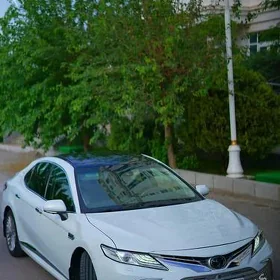 Toyota Camry 2020