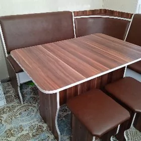 Кухонный уголок