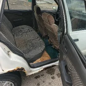 Daewoo Nexia 1995