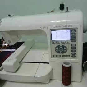 Janome 200 E