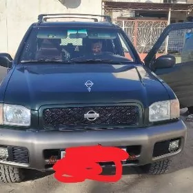 Nissan Pathfinder 2001