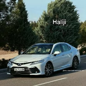 Toyota Camry 2023