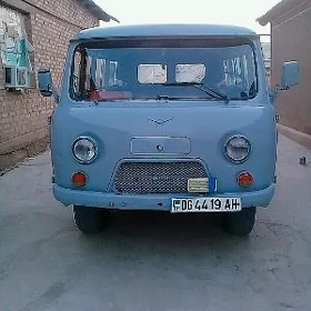UAZ 2206 2000
