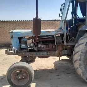 MTZ T-28 2000