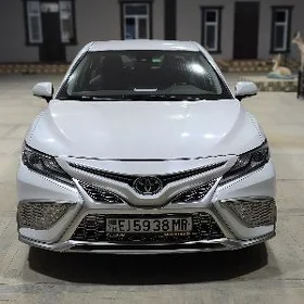 Toyota Camry 2022