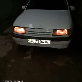 Opel Vectra 1990