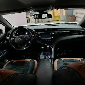 Toyota Camry 2020