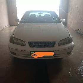 Toyota Camry 1999