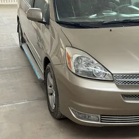 Toyota Sienna 2003