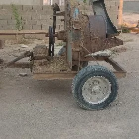 MTZ T-28 2000