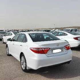 Toyota Camry 2016