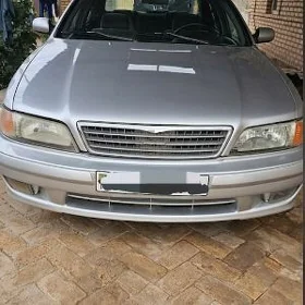 Nissan Maxima 2000
