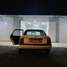 Opel Vectra 1990