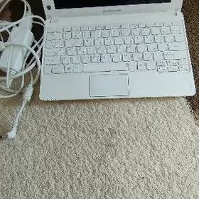 Lenovo okuw noutbuk