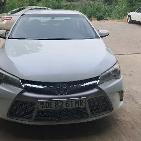 Toyota Camry 2017