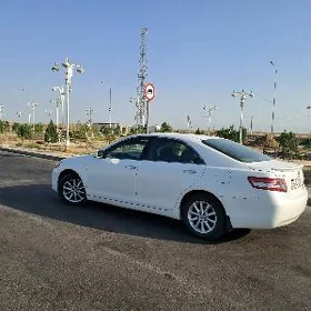 Toyota Camry 2010