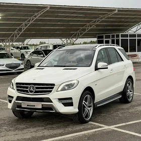 Mercedes-Benz ML400 2015