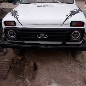 Lada Niva 1990