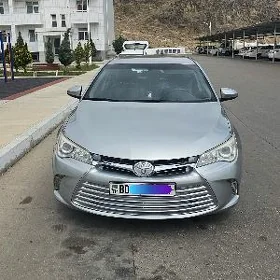 Toyota Camry 2016