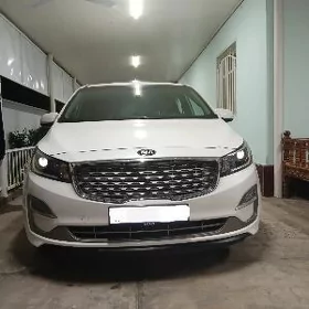 Kia Sedona 2020