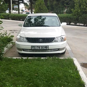 Toyota Avalon 2001